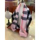 Dupe Pari replica Burberry scialle classico in cashmere con motivo check grande 60 x 180 rosa imitazioni perfette Replica Pari Burberry scialle classico in cashmere con motivo check grande 60 x 180 rosa Griffate