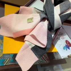 Replica Pari Burberry scialle classico in cashmere con motivo check grande 60 x 180 rosa Griffate
