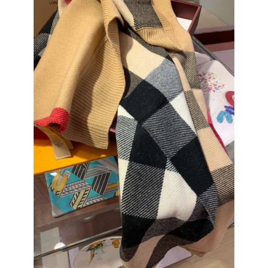 Dupe Burberry classico grande scialle in cashmere a quadri 60 x 180 marrone imitazioni perfette Replica Burberry classico grande scialle in cashmere a quadri 60 x 180 marrone Griffate