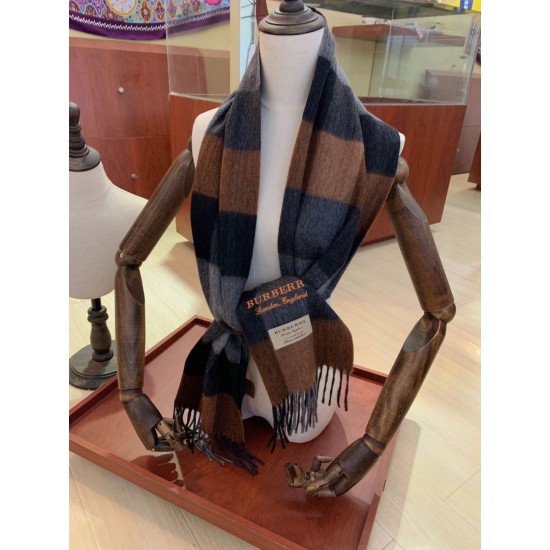 Dupe Sciarpa Burberry Classic Cashmere 30 x 200 imitazioni perfette Replica Sciarpa Burberry Classic Cashmere 30 x 200 Griffate