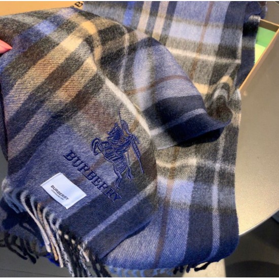 Dupe replica Scialle Burberry misto cashmere e lana 32 x 200 imitazioni perfette Replica Scialle Burberry misto cashmere e lana 32 x 200 Griffate
