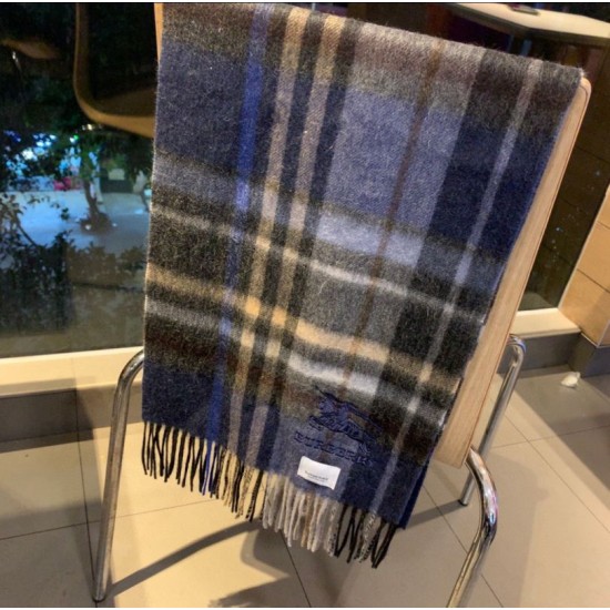 Dupe replica Scialle Burberry misto cashmere e lana 32 x 200 imitazioni perfette Replica Scialle Burberry misto cashmere e lana 32 x 200 Griffate