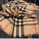 Dupe Pari replica Scialle Burberry in cashmere classico check 70 x 220 imitazioni perfette Replica Pari Scialle Burberry in cashmere classico check 70 x 220 Griffate