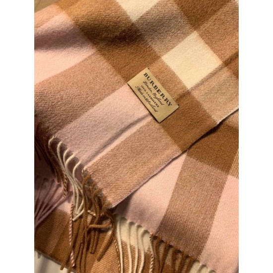 Dupe replica Burberry scialle classico in cashmere con motivo check medio 40 x 180 imitazioni perfette Replica Burberry scialle classico in cashmere con motivo check medio 40 x 180 Griffate