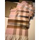 Dupe replica Burberry scialle classico in cashmere con motivo check medio 40 x 180 imitazioni perfette Replica Burberry scialle classico in cashmere con motivo check medio 40 x 180 Griffate
