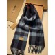 Dupe Burberry scialle classico in cashmere con motivo check medio 40 x 180 imitazioni perfette Replica Burberry scialle classico in cashmere con motivo check medio 40 x 180 Griffate