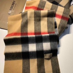 Replica Burberry scialle classico in cashmere con motivo check medio 40 x 180 Griffate