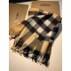 Dupe replica Burberry scialle classico in cashmere con motivo check medio 40 x 180 imitazioni perfette Replica Burberry scialle classico in cashmere con motivo check medio 40 x 180 Griffate