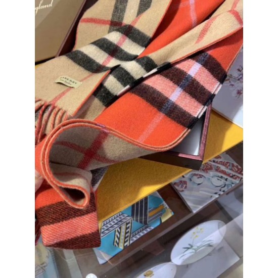 Dupe Scialle Burberry Cashmere Classic check 30 x 250 imitazioni perfette Replica Scialle Burberry Cashmere Classic check 30 x 250 Griffate