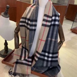 Replica Burberry Scialle in cashmere con motivo check classico 30 x 250 Griffate