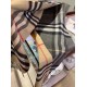 Dupe replica Burberry Scialle in cashmere con motivo check classico 30 x 250 imitazioni perfette Replica Burberry Scialle in cashmere con motivo check classico 30 x 250 Griffate