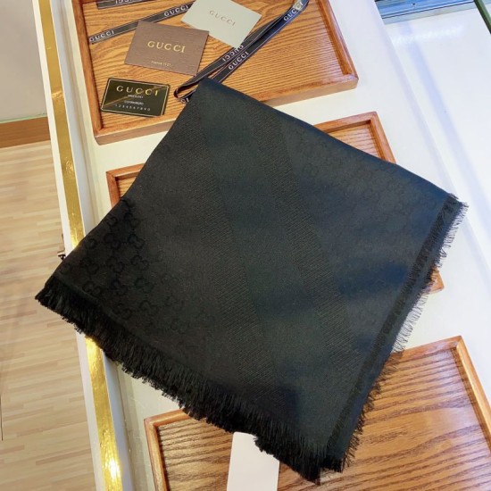 Dupe Wool GG jacquard sciarpa quadrata double-face Verde scuro imitazioni perfette Replica Wool GG jacquard sciarpa quadrata double-face Verde scuro Griffate