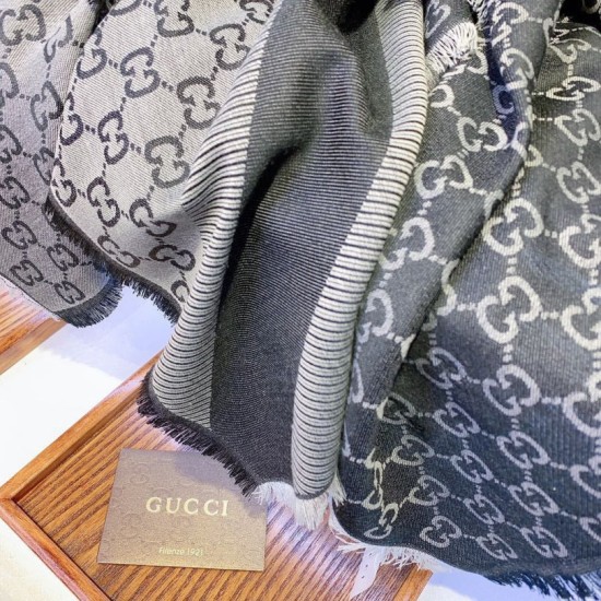 Dupe Wool GG jacquard Sciarpa quadrata double face Blu imitazioni perfette Replica Wool GG jacquard Sciarpa quadrata double face Blu Griffate