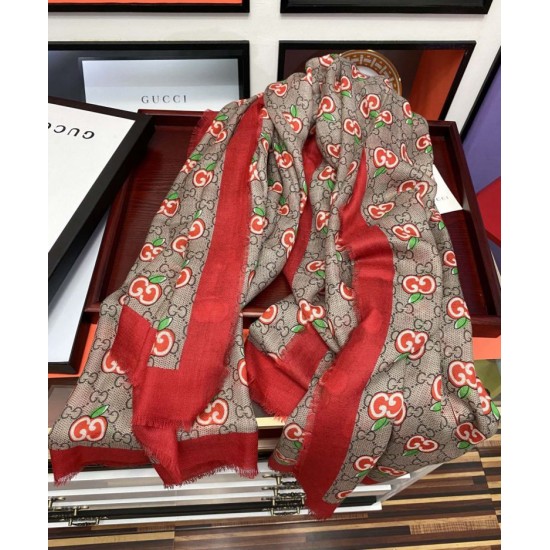Dupe replica Sciarpa Double G in cashmere con motivo mela intrecciata imitazioni perfette Replica Sciarpa Double G in cashmere con motivo mela intrecciata Griffate