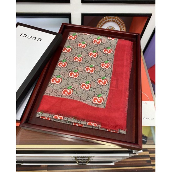 Dupe replica Sciarpa Double G in cashmere con motivo mela intrecciata imitazioni perfette Replica Sciarpa Double G in cashmere con motivo mela intrecciata Griffate