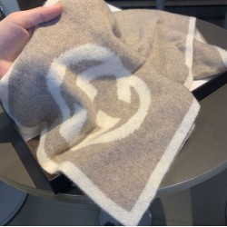 Dupe replica Sciarpa Classic Cashmere Marrone imitazioni perfette Replica Sciarpa Classic Cashmere Marrone Griffate