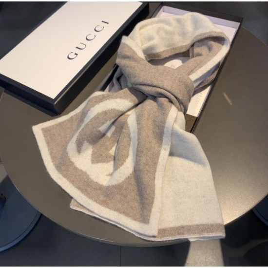 Dupe replica Sciarpa Classic Cashmere Marrone imitazioni perfette Replica Sciarpa Classic Cashmere Marrone Griffate