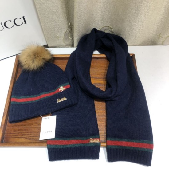 Replica falso Classic Cashmere Jacquard Sciarpa e Cappello Blu Scuro Griffate