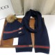 Replica falso Classic Cashmere Jacquard Sciarpa e Cappello Blu Scuro Griffate