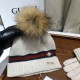 Dupe Alta gamma replica Classic Cashmere Jacquard Sciarpa e Cappello Beige imitazioni perfette Replica Alta gamma Classic Cashmere Jacquard Sciarpa e Cappello Beige Griffate