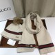 Dupe Alta gamma replica Classic Cashmere Jacquard Sciarpa e Cappello Beige imitazioni perfette Replica Alta gamma Classic Cashmere Jacquard Sciarpa e Cappello Beige Griffate