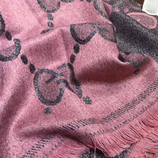 Dupe Pari replica Sciarpa in cashmere con logo jacquard GG Lurex Rose imitazioni perfette Replica Pari Sciarpa in cashmere con logo jacquard GG Lurex Rose Griffate