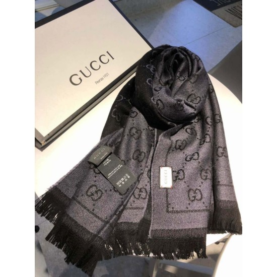 Dupe Sciarpa Classic jacquard in lana 48 x 180 Light Coffee imitazioni perfette Replica Sciarpa Classic jacquard in lana 48 x 180 Light Coffee Griffate