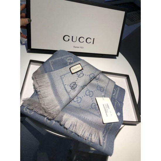 Dupe Sciarpa Classic jacquard in lana 48 x 180 Grigio imitazioni perfette Replica Sciarpa Classic jacquard in lana 48 x 180 Grigio Griffate