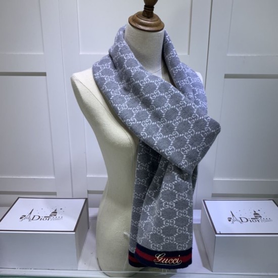 Dupe Sciarpa cashmere jacquard 30 x 190 Grigio imitazioni perfette Replica Sciarpa cashmere jacquard 30 x 190 Grigio Griffate