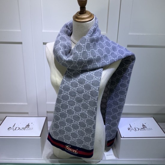 Dupe Sciarpa cashmere jacquard 30 x 190 Grigio imitazioni perfette Replica Sciarpa cashmere jacquard 30 x 190 Grigio Griffate