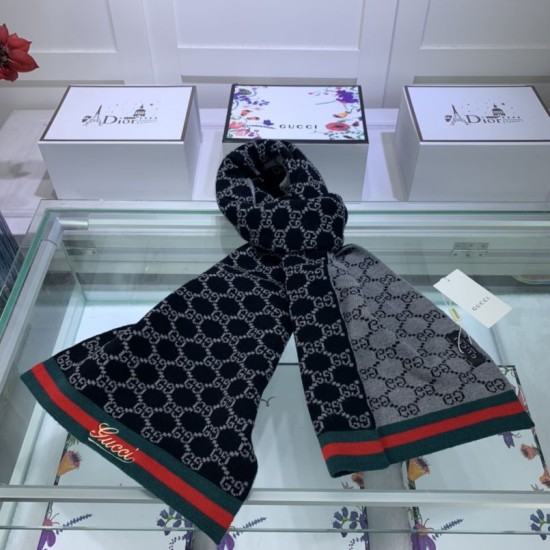 Dupe Pari replica Sciarpa cashmere jacquard 30 x 190 blu scuro imitazioni perfette Replica Pari Sciarpa cashmere jacquard 30 x 190 blu scuro Griffate