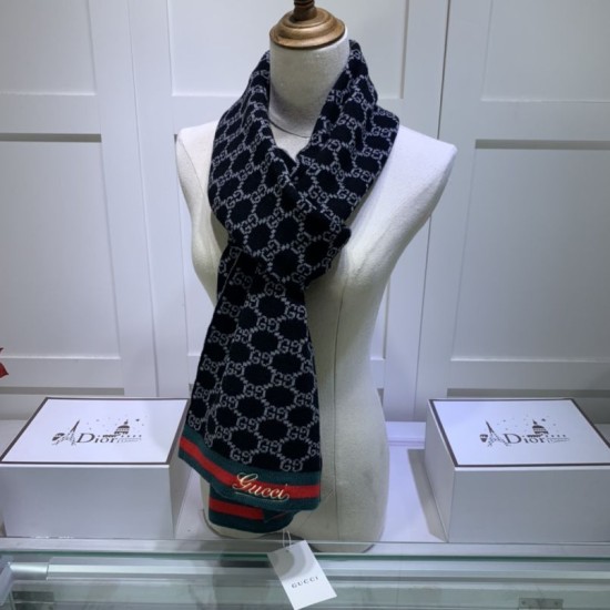 Dupe Pari replica Sciarpa cashmere jacquard 30 x 190 blu scuro imitazioni perfette Replica Pari Sciarpa cashmere jacquard 30 x 190 blu scuro Griffate