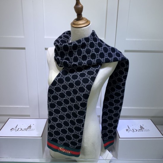 Dupe Pari replica Sciarpa cashmere jacquard 30 x 190 blu scuro imitazioni perfette Replica Pari Sciarpa cashmere jacquard 30 x 190 blu scuro Griffate