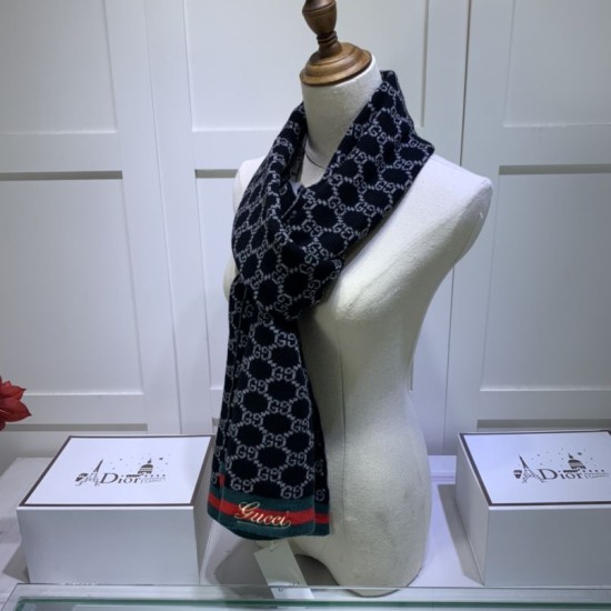 Dupe Pari replica Sciarpa cashmere jacquard 30 x 190 blu scuro imitazioni perfette Replica Pari Sciarpa cashmere jacquard 30 x 190 blu scuro Griffate