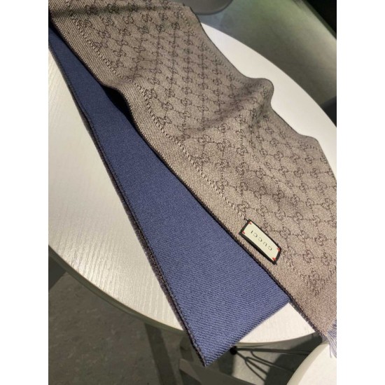Replica Sciarpa in cashmere jacquard GG 23 x 180 blu scuro Griffate