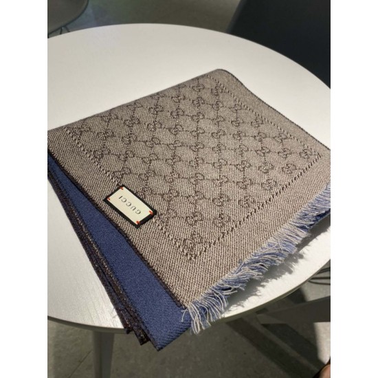 Replica Sciarpa in cashmere jacquard GG 23 x 180 blu scuro Griffate
