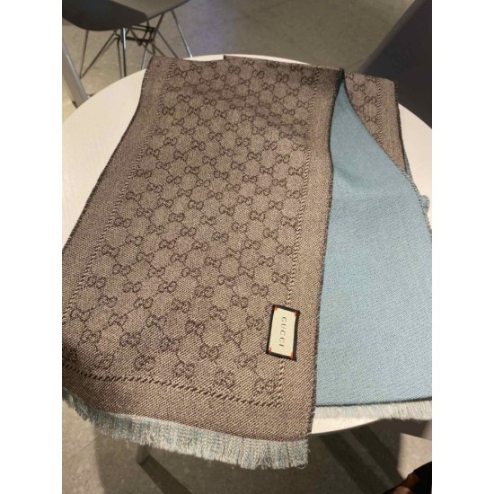 Dupe Sciarpa in cashmere jacquard con motivo GG 23 x 180 Azzurro imitazioni perfette Replica Sciarpa in cashmere jacquard con motivo GG 23 x 180 Azzurro Griffate