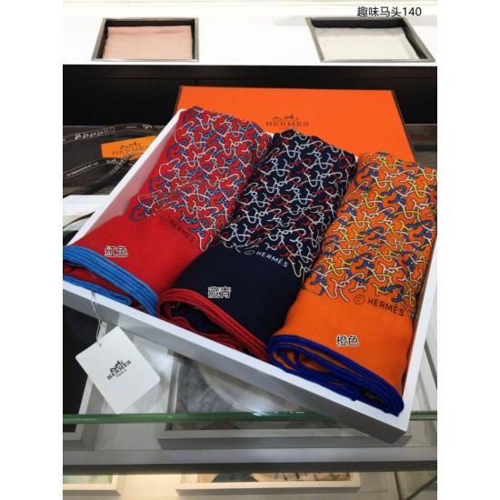 Dupe Hermes divertente scialle di seta cashmere testa di cavallo 140 rosso imitazioni perfette Replica Hermes divertente scialle di seta cashmere testa di cavallo 140 rosso Griffate